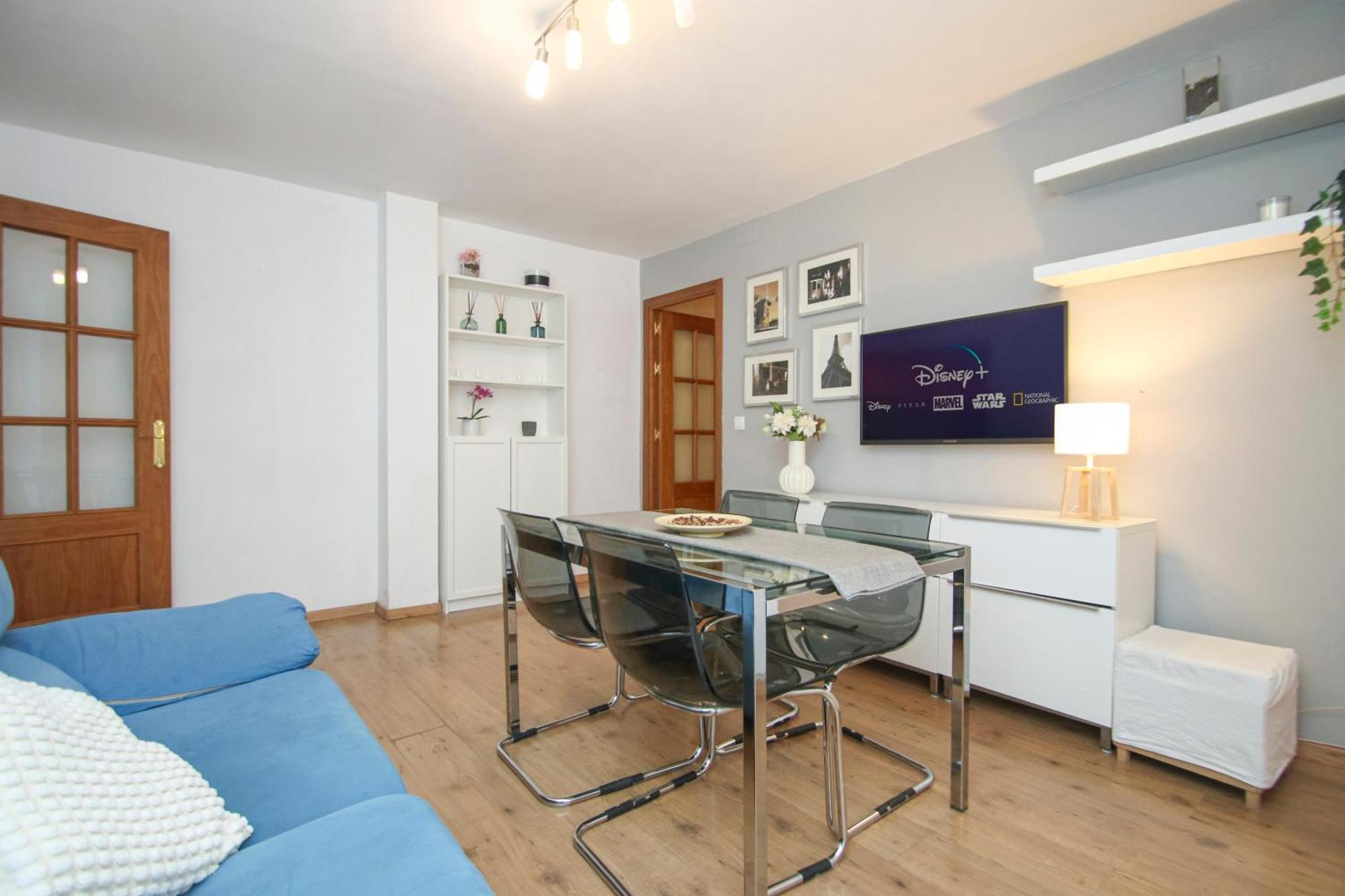 Spacious 2 Bedroom Apt In The Heart Of Triana Севілья Екстер'єр фото
