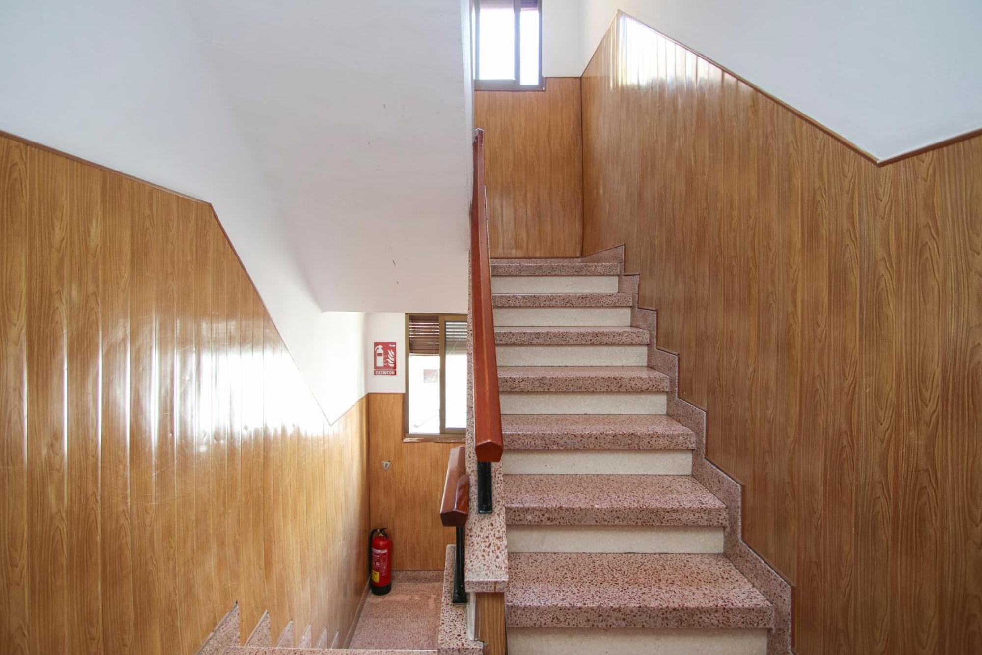 Spacious 2 Bedroom Apt In The Heart Of Triana Севілья Екстер'єр фото